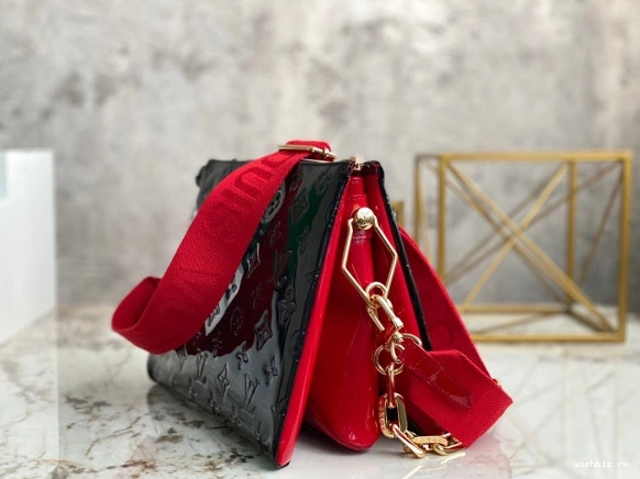 WIS PM COUSSIN LOUIS VUITTON 0806